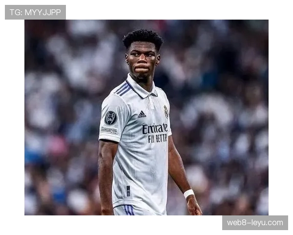 楚阿梅尼中场统治力惊人，覆盖全场成球队核心枢纽