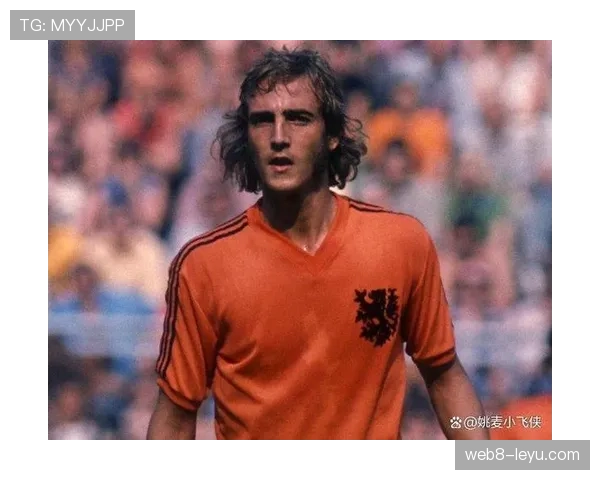 克鲁伊夫职业生涯里程碑回顾：传奇球员的深远影响