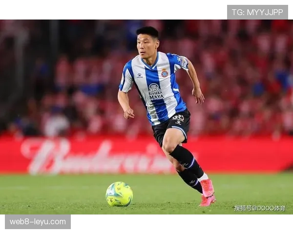 武磊强势表现助球队崛起，赛场高光引发广泛关注与期待